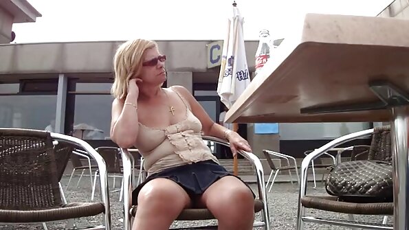 Blondynka Rosjanka Gina Gerson robi ostre filmy sex loda i dostaje twardego fiuta