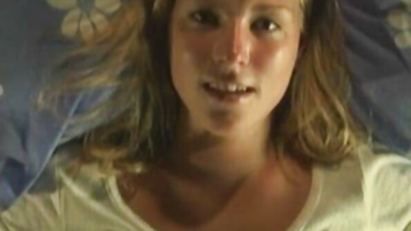 Babe Sienna Day robi kasę filmiki erotyczne ostre w dupę